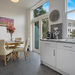 Crimon Place Townhouse - Grampian Lettings Ltd